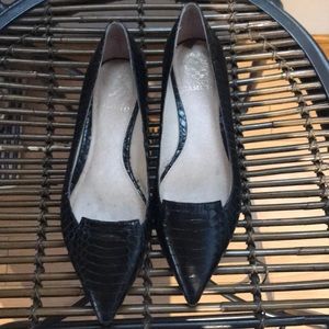 25% Bundle Discount! Vince Camino Black Flats